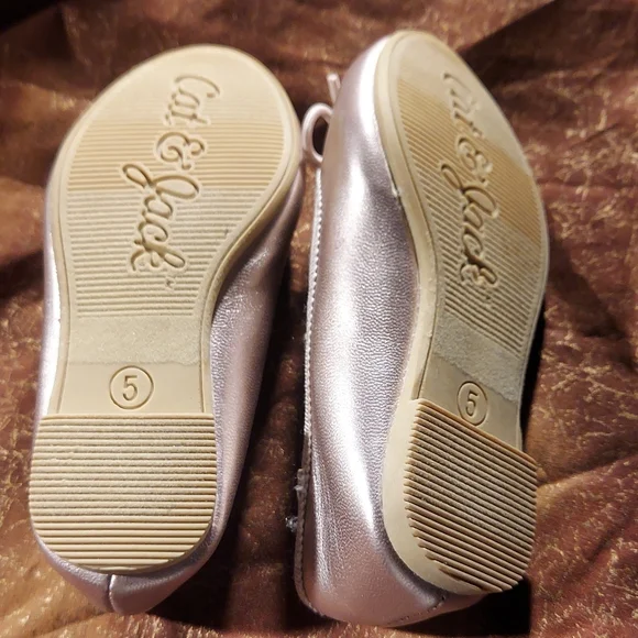 Cat & Jack Pink Slippers - Picture 3 of 3